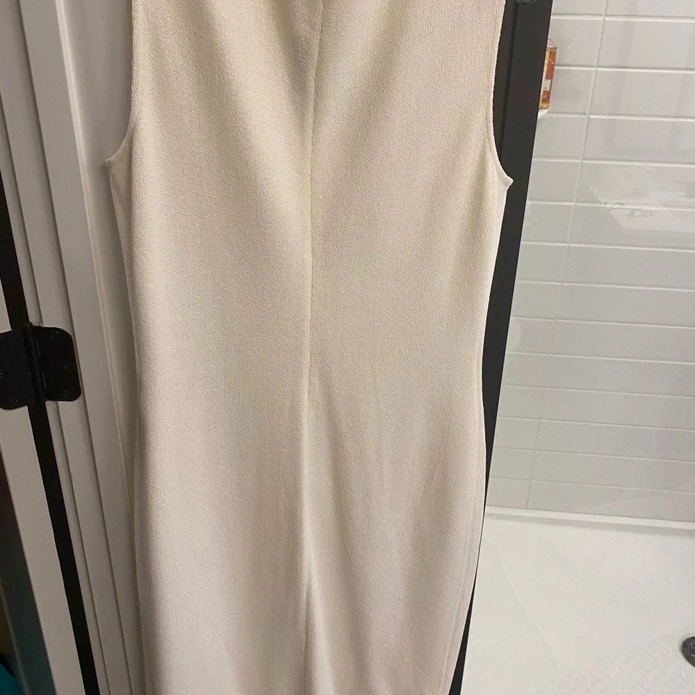 St. John White Gown with Black Embellishments - Picture 5 of 5